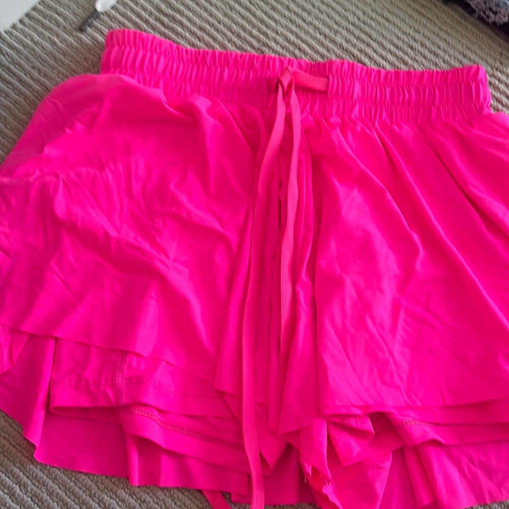 athletic butterfly shorts womena size XS pink